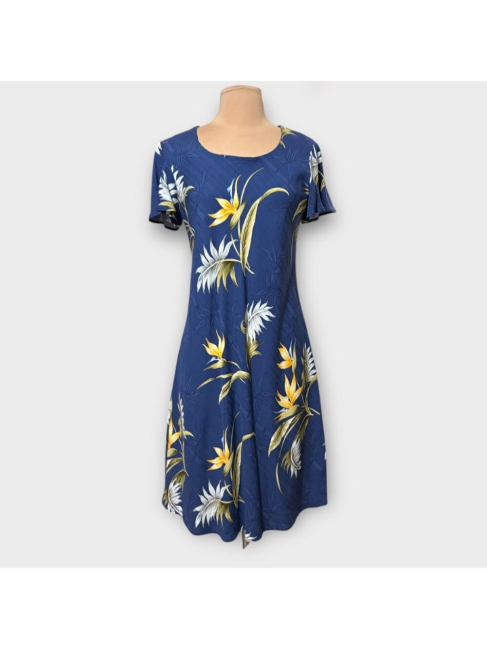 Paradise Found Hawaiian Mini Dress M Made in USA Floral Blue Multi Vintage EUC